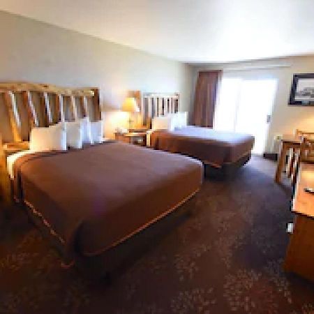 Bridge Vista Beach Hotel&Convention Center Mackinaw Stadt Exterior foto