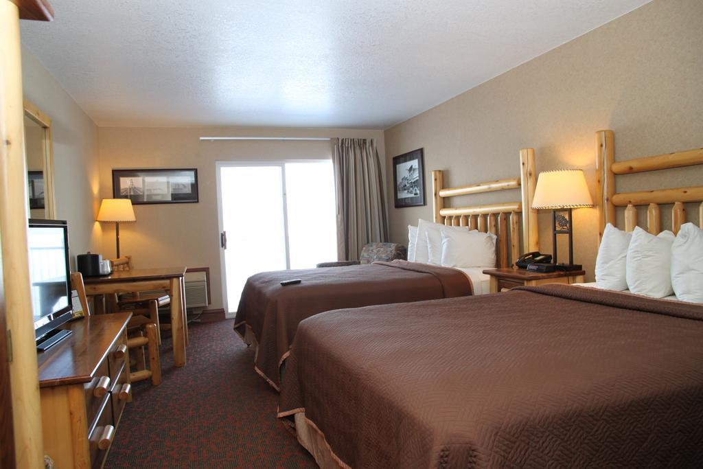 Bridge Vista Beach Hotel&Convention Center Mackinaw Stadt Exterior foto