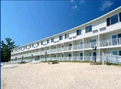 Bridge Vista Beach Hotel&Convention Center Mackinaw Stadt Exterior foto